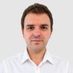 Prelegent Robert Niestrój